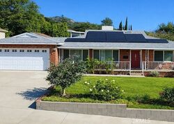 Pre-foreclosure in  RAMSDELL AVE La Crescenta, CA 91214