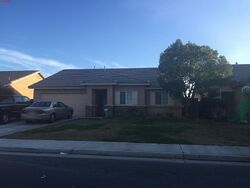 Pre-foreclosure in  APPLE VALLEY CT Bakersfield, CA 93312