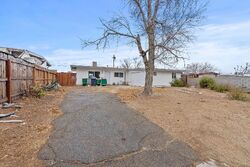 Pre-foreclosure in  MELTON AVE Palmdale, CA 93550