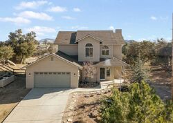 Pre-foreclosure in  SANDPIPER CT Tehachapi, CA 93561