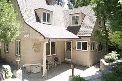 Pre-foreclosure in  Blue Lake Rd Lake Arrowhead, CA 92352