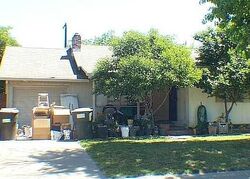 Pre-foreclosure in  Chapin Way Sacramento, CA 95824