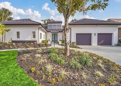 Pre-foreclosure in  Hidden Bay Ln Orlando, FL 32819