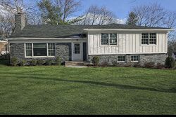 Pre-foreclosure in  Crestview Ct Montclair, NJ 07042