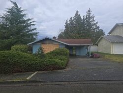 Pre-foreclosure in  Worrall Dr Bremerton, WA 98310