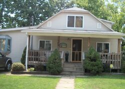 Pre-foreclosure in  WOODLAND AVE Salem, OH 44460
