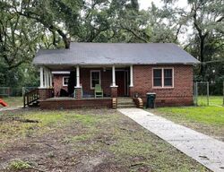 Pre-foreclosure in  Hilburn Rd Pensacola, FL 32504