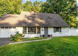 Pre-foreclosure in  N Hampton Dr White Plains, NY 10603