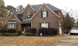 Pre-foreclosure in  Warwick Dr Opelika, AL 36801