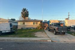  Portal Ave, Bakersfield CA