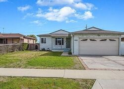 Pre-foreclosure in  S Amantha Ave Compton, CA 90220