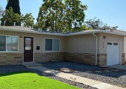 Pre-foreclosure in  W 4th St Stockton, CA 95206