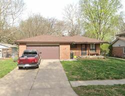  Manor Ct, Lincoln NE