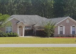 Pre-foreclosure in  Sand Pine Trl Crawfordville, FL 32327