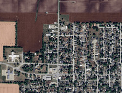 Pre-foreclosure in  1/2 N 33rd St Mattoon, IL 61938