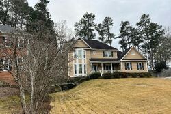  Four Oaks Dr, Atlanta GA