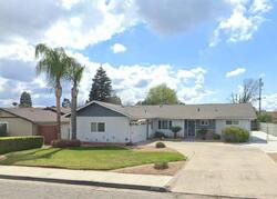 Pre-foreclosure in  W Grand Ave Porterville, CA 93257