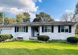 Pre-foreclosure in  Lila Peck, MI 48466