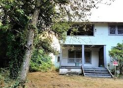Pre-foreclosure in  Dehart Dr Se Olympia, WA 98501