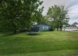 Pre-foreclosure in  W Perry St Pittsfield, IL 62363