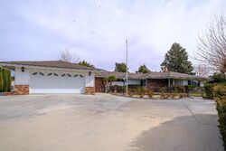 Pre-foreclosure in  Shasta Rd Apple Valley, CA 92307