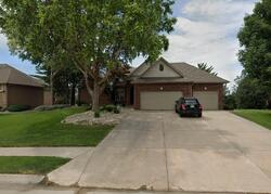 Pre-foreclosure in  Killarney Dr Papillion, NE 68046