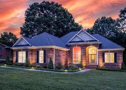 Pre-foreclosure in  Ridgecrest Ave Burlington, NC 27215