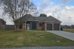 Pre-foreclosure in  Jean Mar Rd Rayne, LA 70578