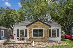 Pre-foreclosure in  37TH ST Des Moines, IA 50310