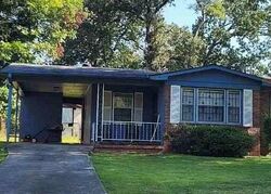 Pre-foreclosure in  Carol Cir Birmingham, AL 35228