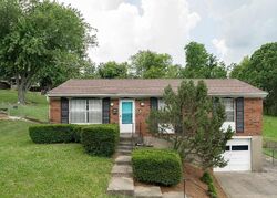  Raintree Rd, Florence KY