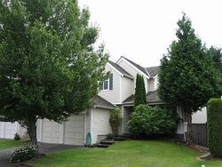 Pre-foreclosure in  Se 41st Dr Issaquah, WA 98029