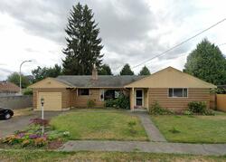 Pre-foreclosure in  1st St SE Auburn, WA 98002