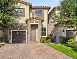 Pre-foreclosure in  Nw 46th Ln Fort Lauderdale, FL 33319