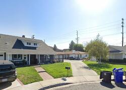  Newbird Dr, Santa Clarita CA