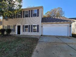Pre-foreclosure in  S Mossy Rock Rd Spartanburg, SC 29303