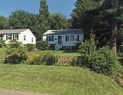 Pre-foreclosure in  N WORTHY ST Windsor, CT 06095