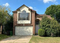 Pre-foreclosure in  Double File Trl Round Rock, TX 78665