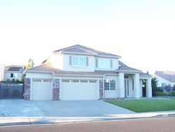 Pre-foreclosure in  Stillspring Dr Vacaville, CA 95687