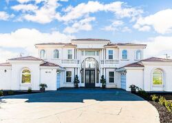 Pre-foreclosure in  Overview Ct Yucaipa, CA 92399