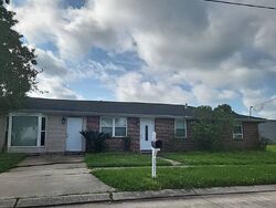Pre-foreclosure in  NANCY ST Meraux, LA 70075