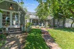 Pre-foreclosure in  N La Fayette Park Pl Los Angeles, CA 90026