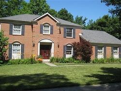 Pre-foreclosure in  Green Haven Way Maineville, OH 45039