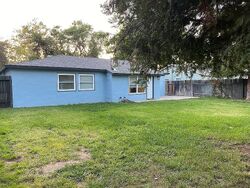 Pre-foreclosure in  Greenhills Rd Sacramento, CA 95864