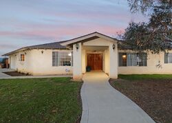  Comanche Dr, Bakersfield CA