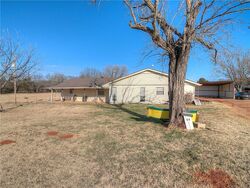Pre-foreclosure in  Cemetery Rd Noble, OK 73068