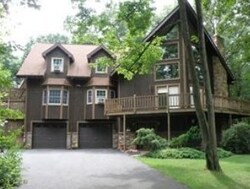 Pre-foreclosure in  HAWK RD Lehighton, PA 18235