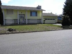 Pre-foreclosure in  E Augusta Ave Greenacres, WA 99016
