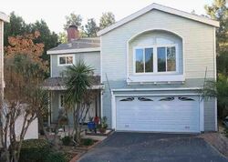 Pre-foreclosure in  FREDERICK AVE La Crescenta, CA 91214