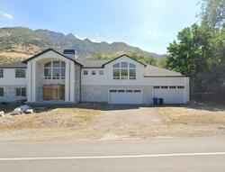 Pre-foreclosure in  S HOLLADAY BLVD Salt Lake City, UT 84121
